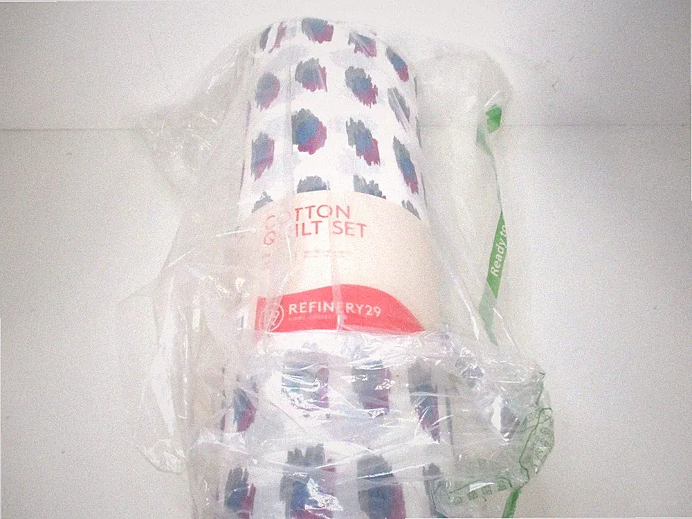 Refinery29 Size King 104" x 90" Ultra Soft Wrinkle Resistant Quilt Bedding Set